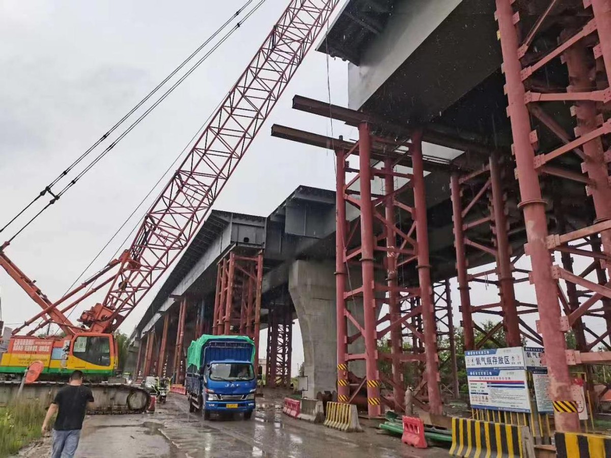 浙江明睿恒光建设：建造精品工程