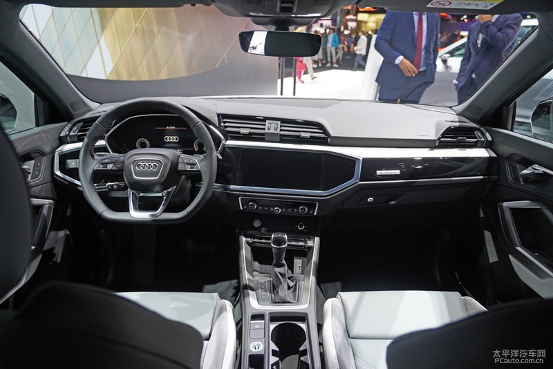 奥迪新a4l2023款,奥迪a3和小鹏p7哪个好