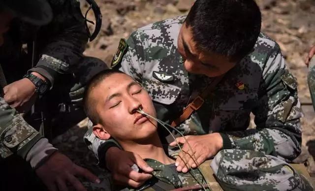 100张中国海防巡逻图,看哭了盘点中国军人的戳泪瞬间