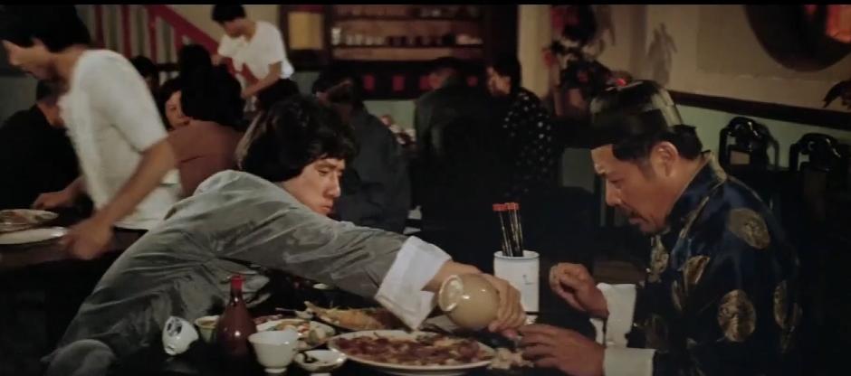 醉拳吃霸王餐成龙,醉拳成龙吃霸王餐完整版原话