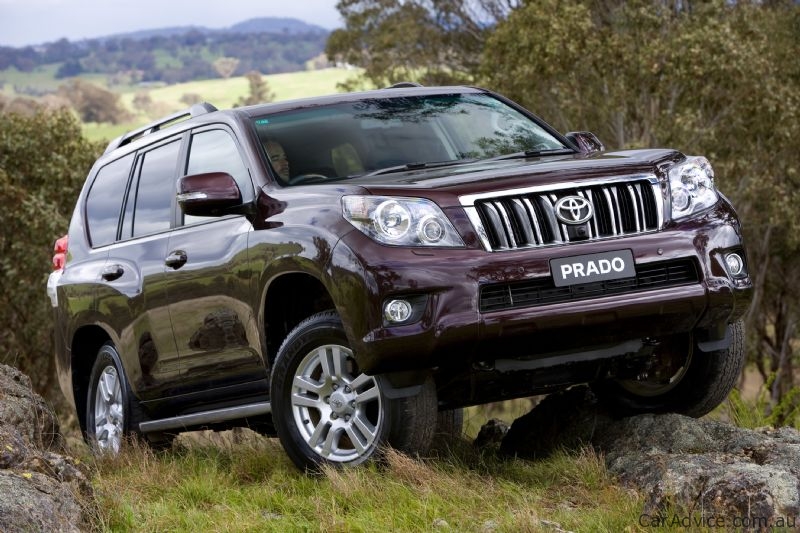 普拉多选汽油版还是柴油版,中东版普拉多和中规版的差别