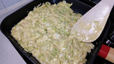 蔬菜煎饼的家常做法电饼铛,蔬菜煎饼怎么做好吃又简单