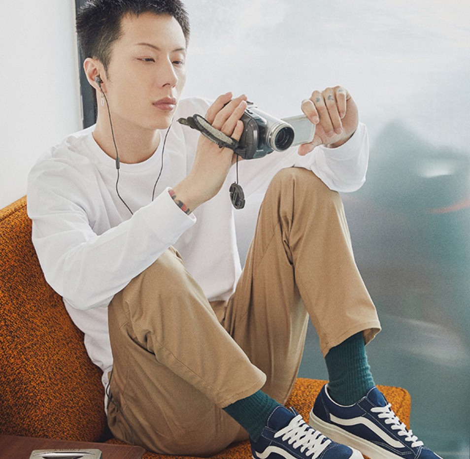 嘘!这双嫁接棋盘格元祖Vans回归了