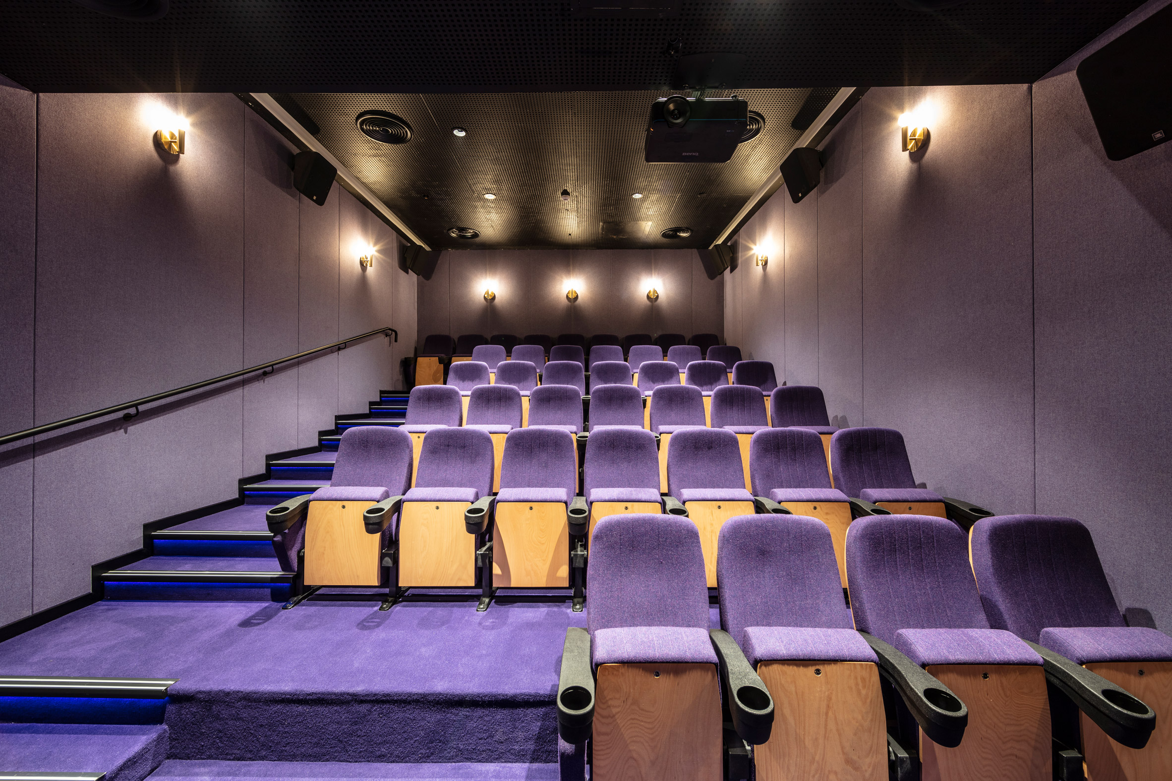 以色列现代简约公寓 (以色列老年公寓设计)