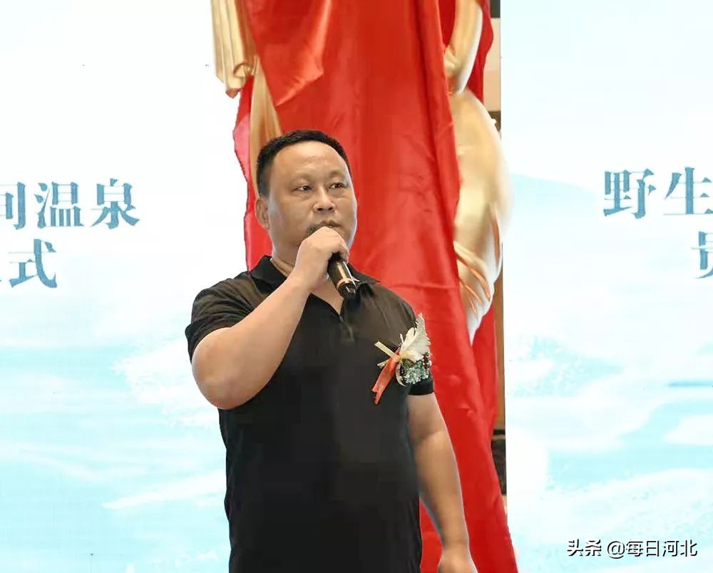 温泉度假村雕塑,河北野生度假村和白鹿温泉