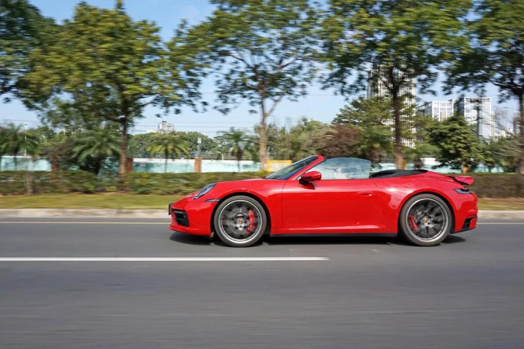 保时捷全新9114s性能测试,保时捷911carrera4s敞篷