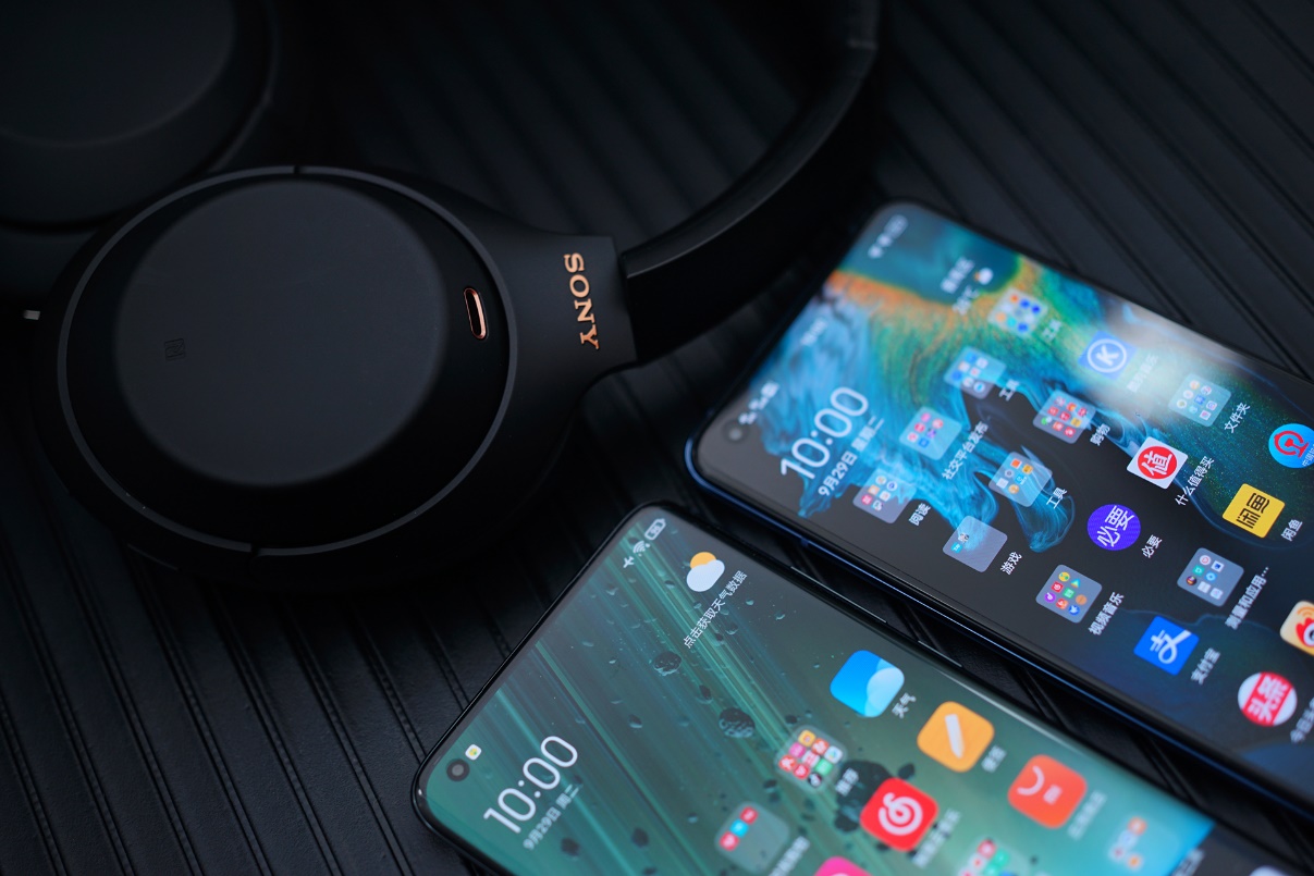 iqooz5和小米10s哪个音质好,小米10至尊纪念版对比iqoo8