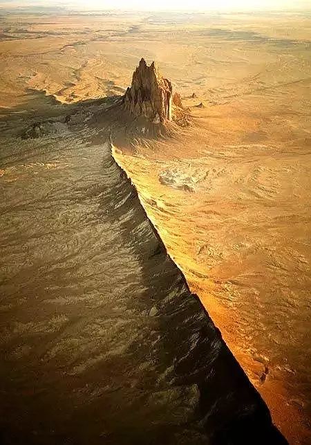 世界上最不可思议的83个自然景观,世界上最不可思议的风景图片