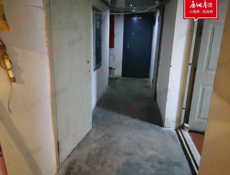 房报君去看了一套6字头的二手房，竟然动心了