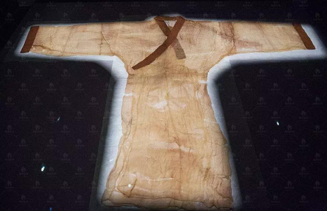 30岁以上女人穿裙子技巧,30岁女人裙子怎么穿好看