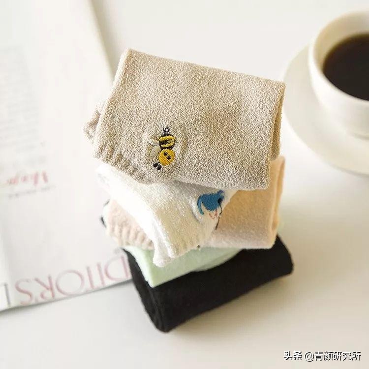 冬日暖脚可爱袜子,冬季可爱袜子