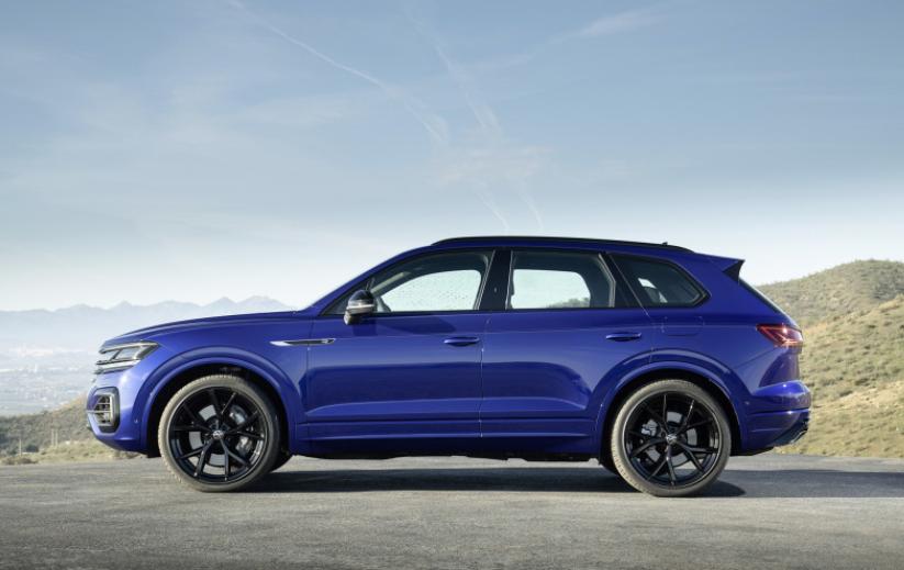 大众途锐r最新款图,就怕大众带字母