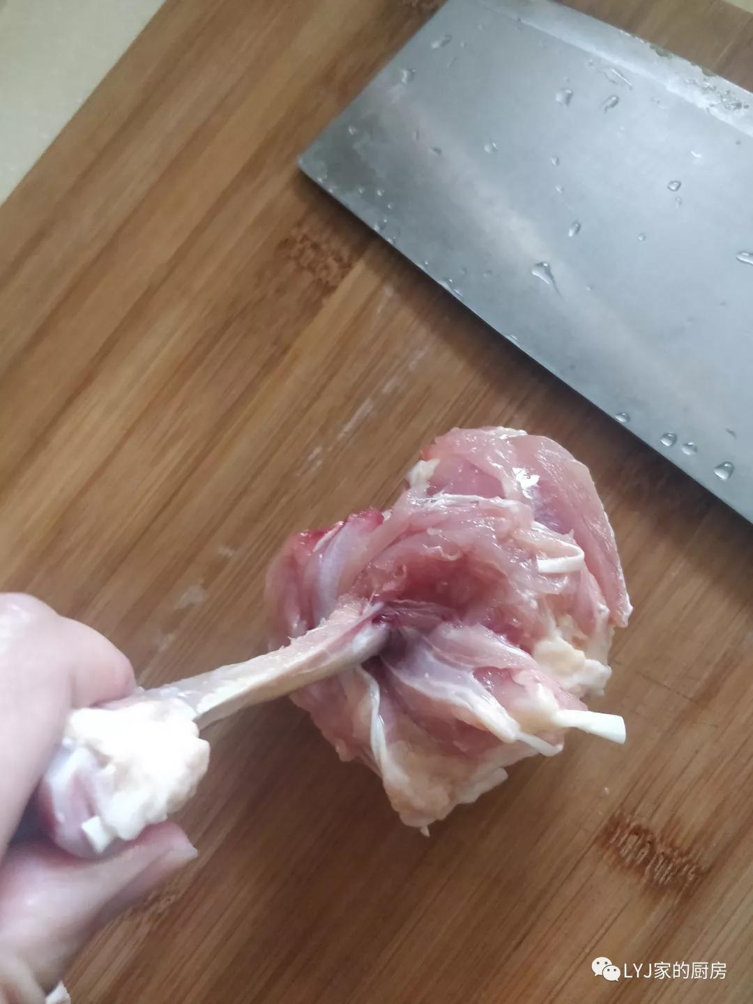 鸡腿肉怎么剔骨切丝,鸡腿剔骨刀怎么磨
