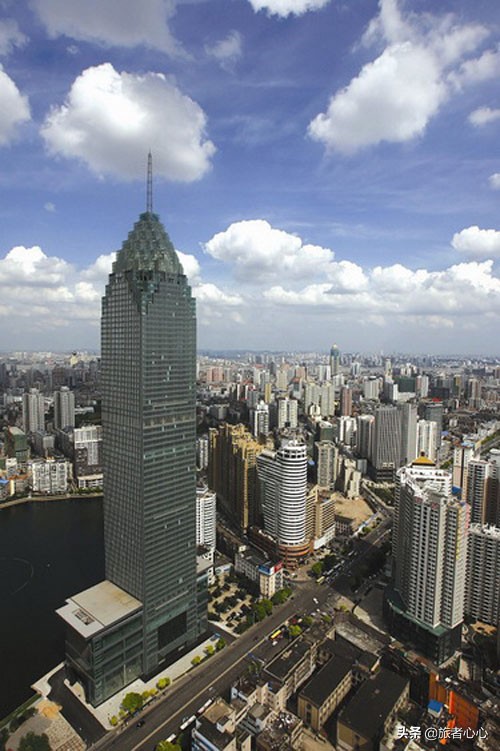 湖北建的第一高楼,湖北世界第一高楼