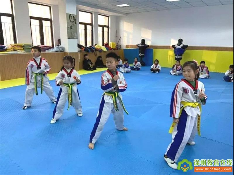 小学社团活动掠影,东街小学社团展示活动剪影