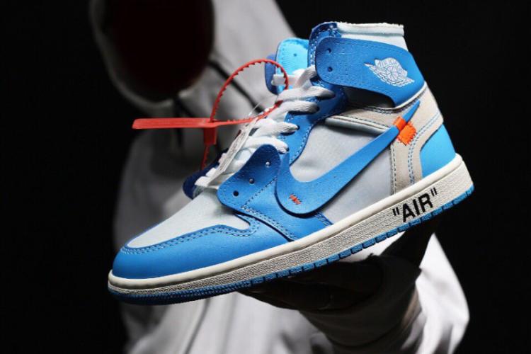 最近耐克阿迪怎样了,耐克阿迪到底怎么了