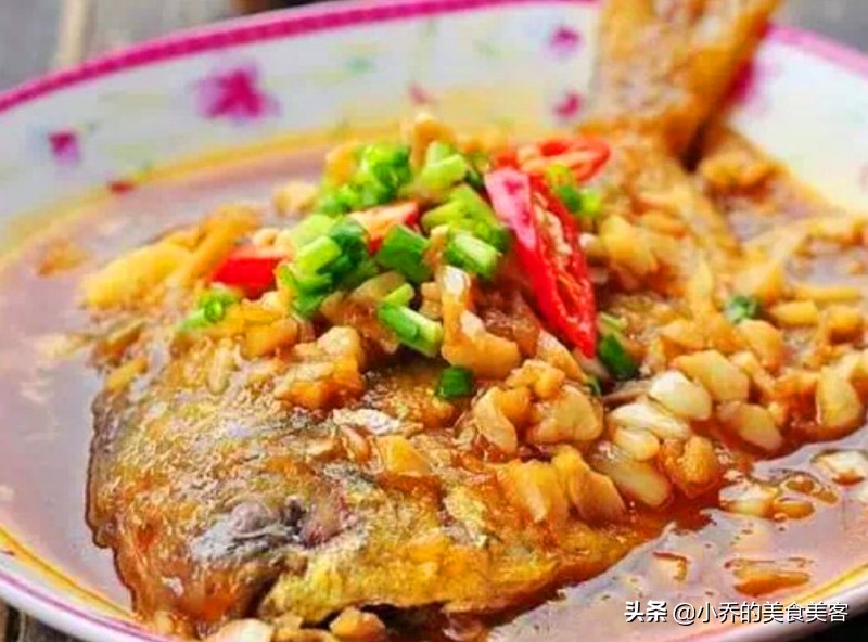 煎鱼不破皮的简单方法窍门,怎么煎鱼不破皮又鲜嫩又入味