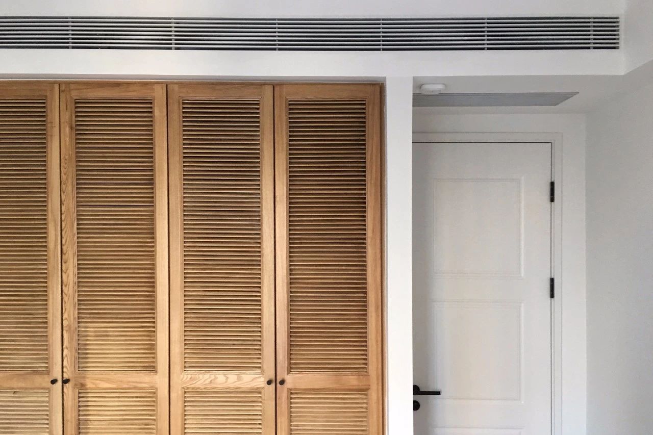 现场工地解说|066期木蜡油和清漆的区别是什么？