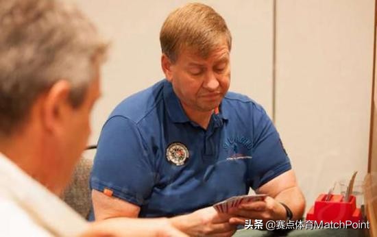 桥牌项目也用兴奋剂！药魔把姑娘吃出络腮胡更逼她们把胶囊塞*处私**