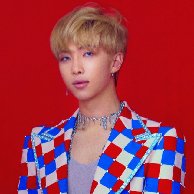 2019世界最帅面孔金泰亨,2017世界最帅面孔100人金泰亨