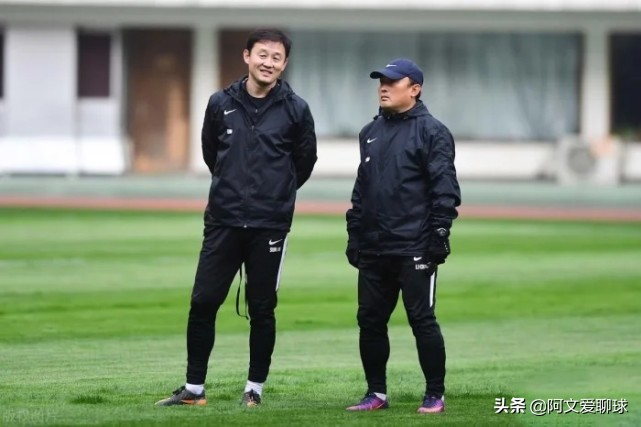 重温范志毅足球先生的传奇经历,不是中国的足球运动员有哪些