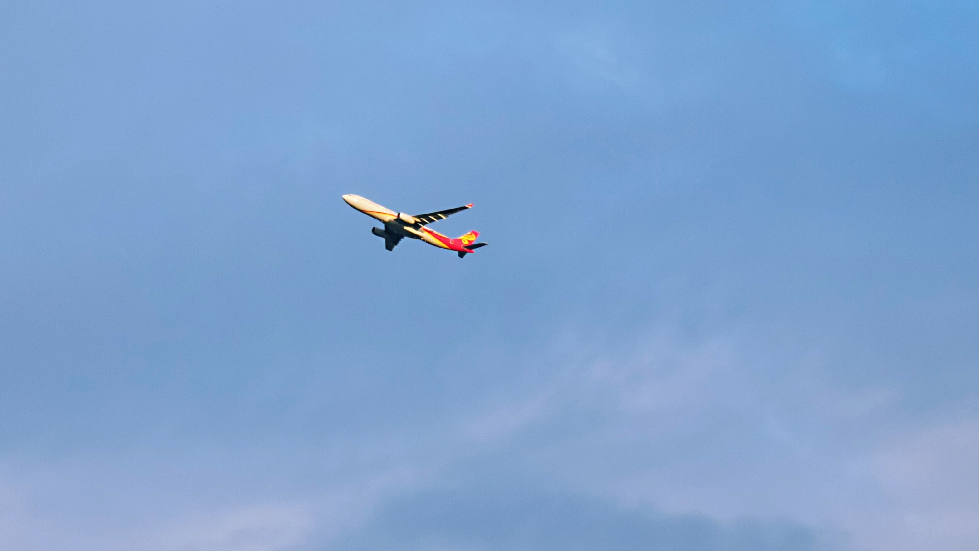 成都哪一个景点离双流机场更近,成都双流机场附近有什么景点