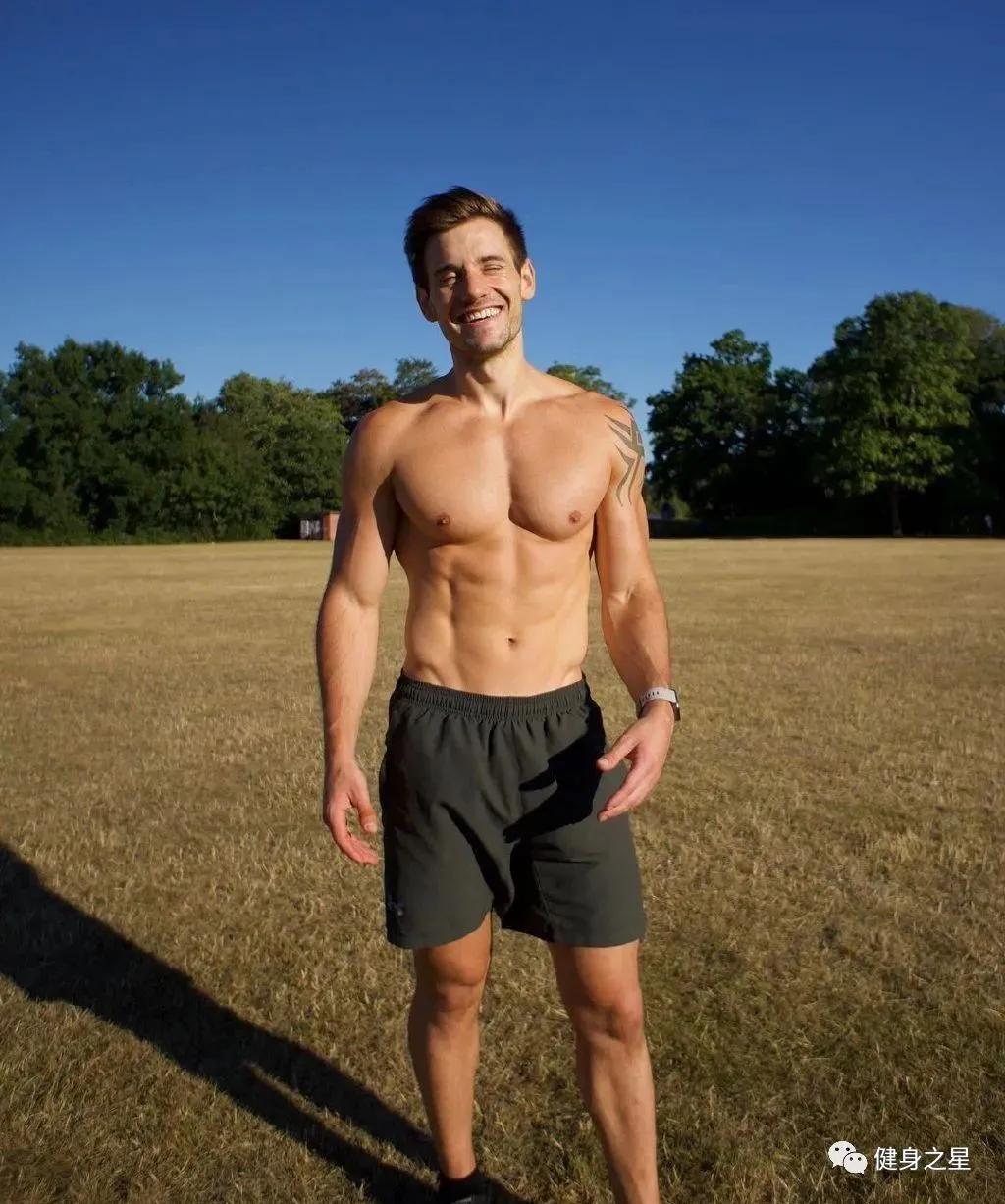 酷似海王的男模,酷似陈冠希的肌肉男