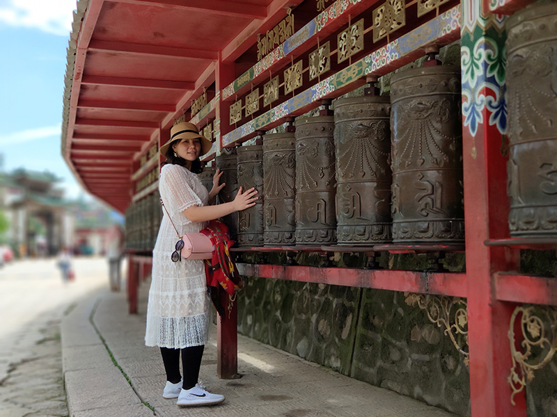 茶卡盐湖天空之镜离青海湖多远,大西北茶卡盐湖翡翠湖