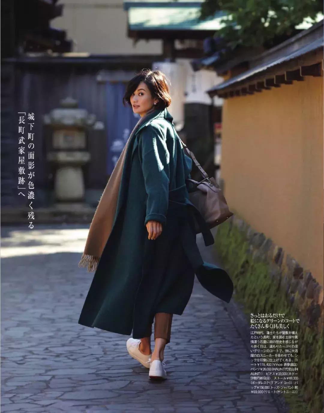 围巾怎么挑选适合自己的,买围巾又好看又简单