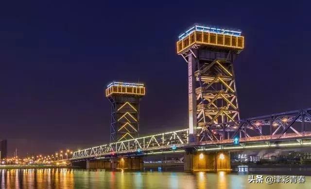 解放桥开启的精彩瞬间,天津解放桥开桥瞬间