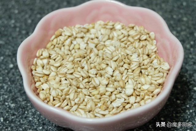 麦仁稀饭怎样熬最好喝,婆婆用剩米饭煮粥给我吃