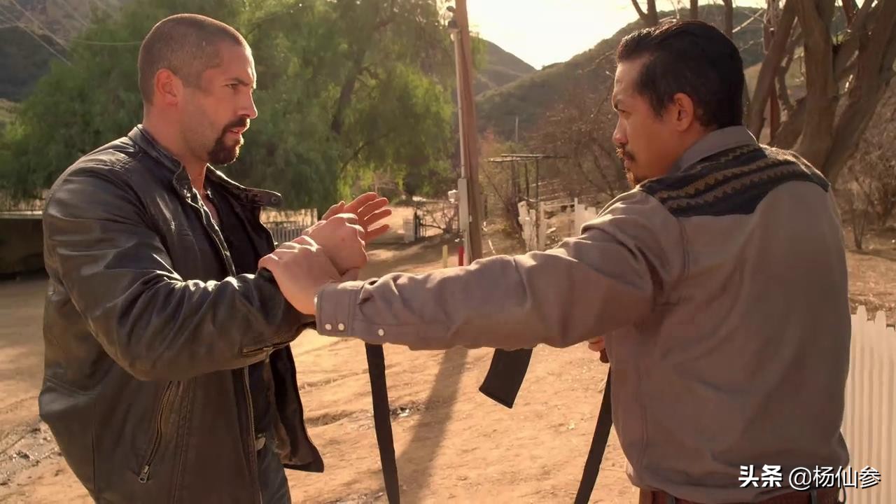 斯科特阿金斯电影动作镜头,最新斯科特阿金斯动作电影