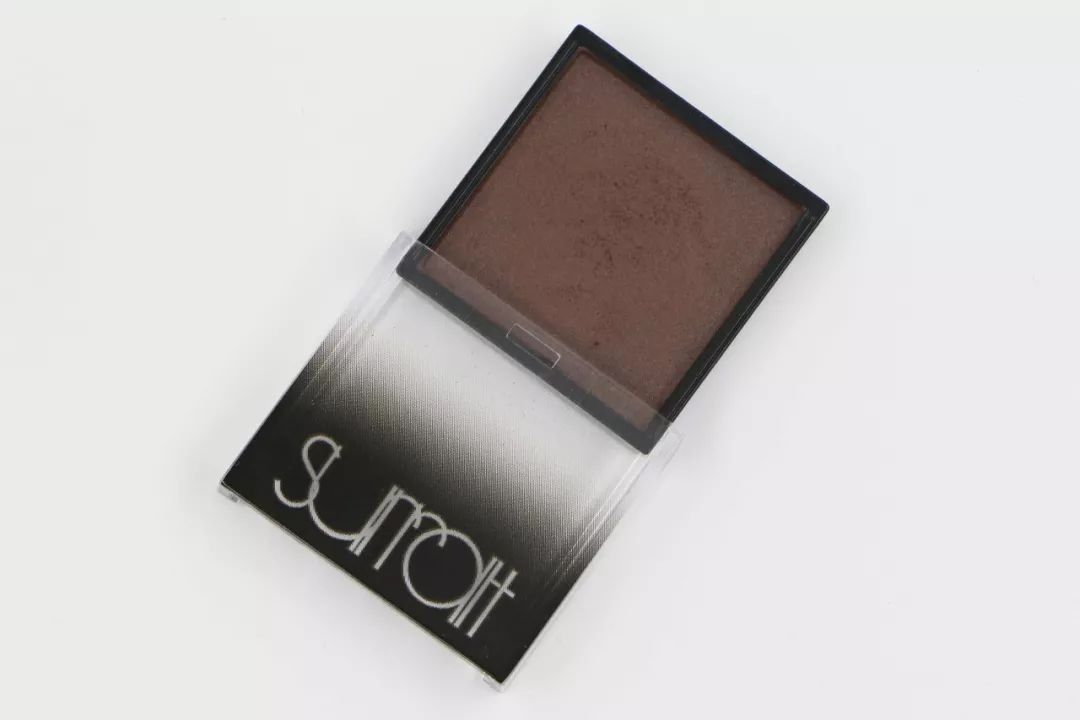 手残党化妆肿眼泡,眼妆教程单眼皮肿眼泡如何画眼妆