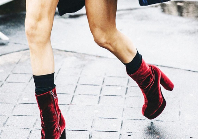 三个正确的弯腿方法图解,怎样练习才能把弯腿练成直腿