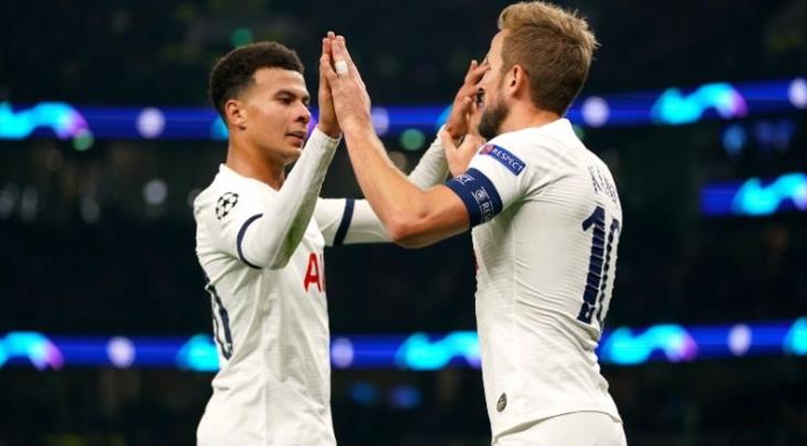 鐑埡寰峰嫆闃块噷闆嗛敠,寰峰嫆闃块噷鍦ㄧ儹鍒鸿繘浜嗗嚑涓悆