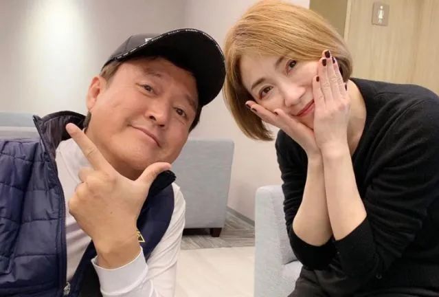 祸不单行一不小心把脚崴骨折了,祸不单行摔倒之后又被撞