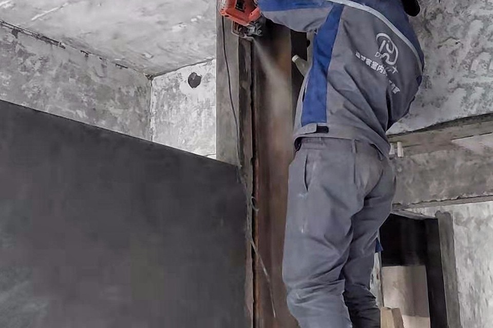 现场工地解说|060期吊顶的常见的材质有哪些?