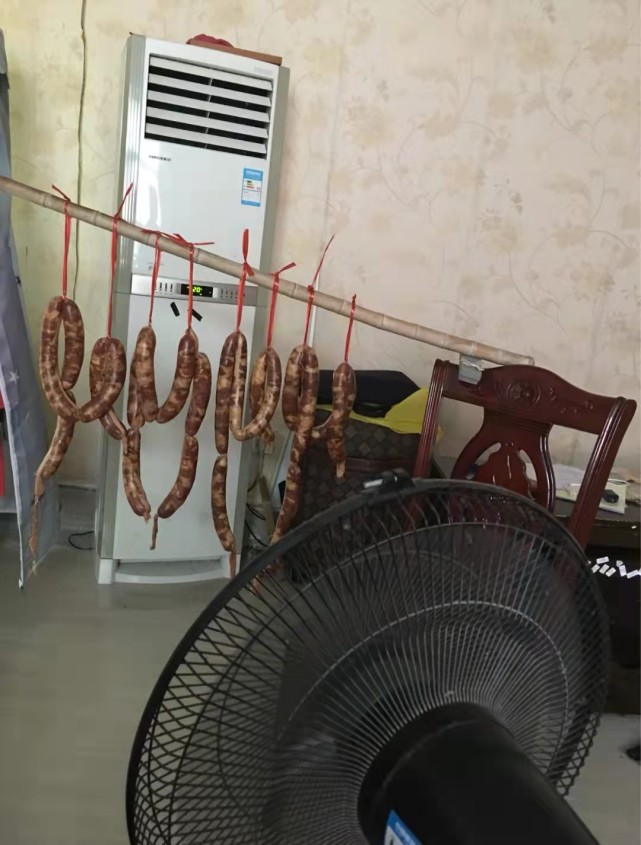 为了晒腊味，大家都拼了
