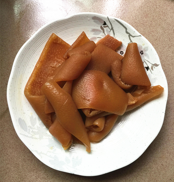 胶原蛋白阿胶,它被誉为穷人的阿胶