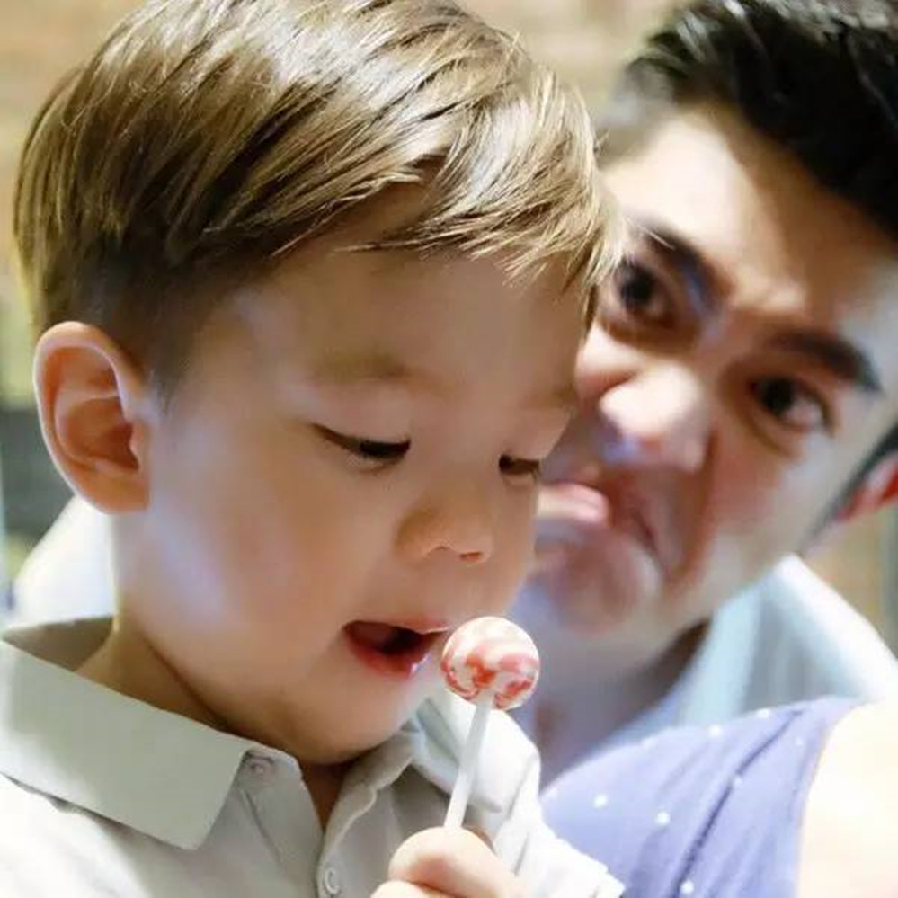 宝宝牙齿腐蚀没了还发黑,宝宝牙齿黄腐蚀