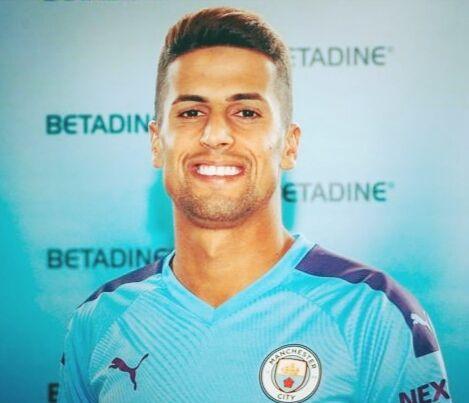 中国十大边后卫,广东足球十大边后卫