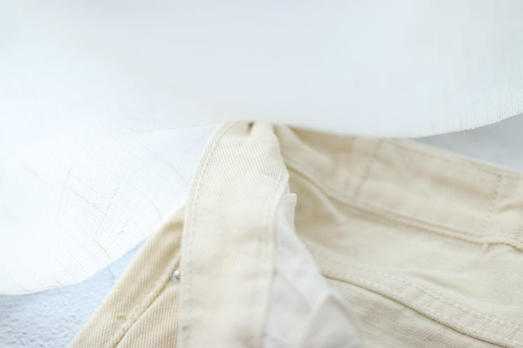 是件称职的“解忧”白裤工装！四季匹配能力：超级赞哦~