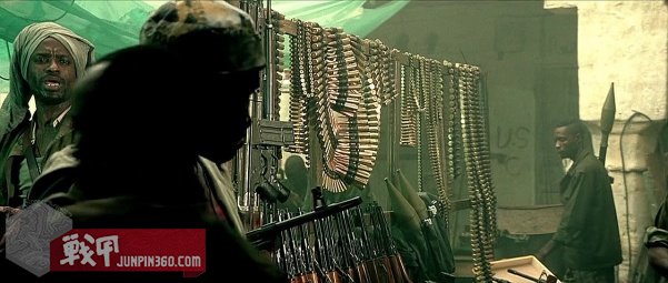 美国黑鹰战机坠落视频,黑鹰坠落最震撼视频