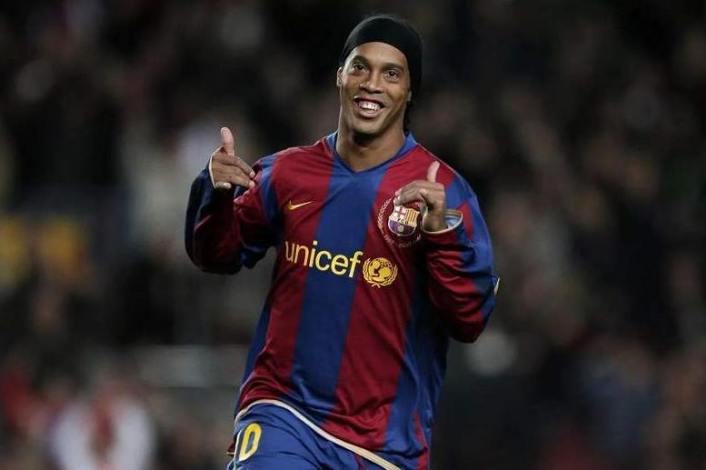 巴西足球史上最伟大的十大巨星,巴西的两位足球明星是谁