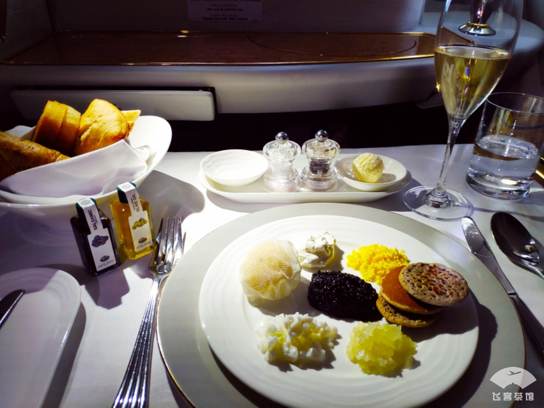 阿联酋航空a380头等舱套房解说 (土豪体验阿联酋航空a380头等舱)