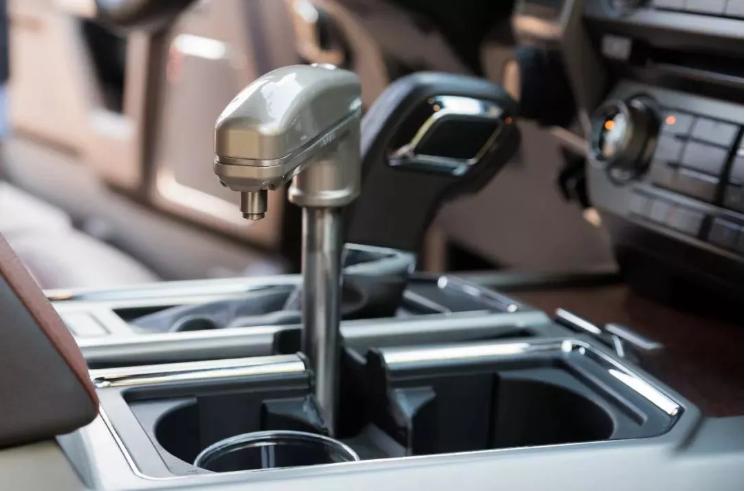 汽车有哪些实用黑科技 (不同汽车的黑科技)