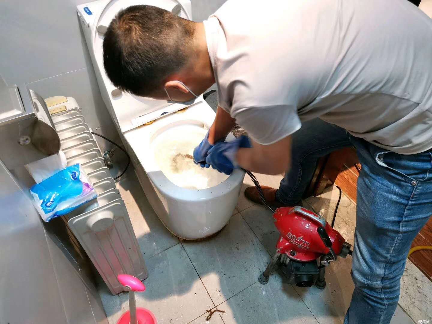 楼房一般不能超过多少层,高层建筑买几层楼最好