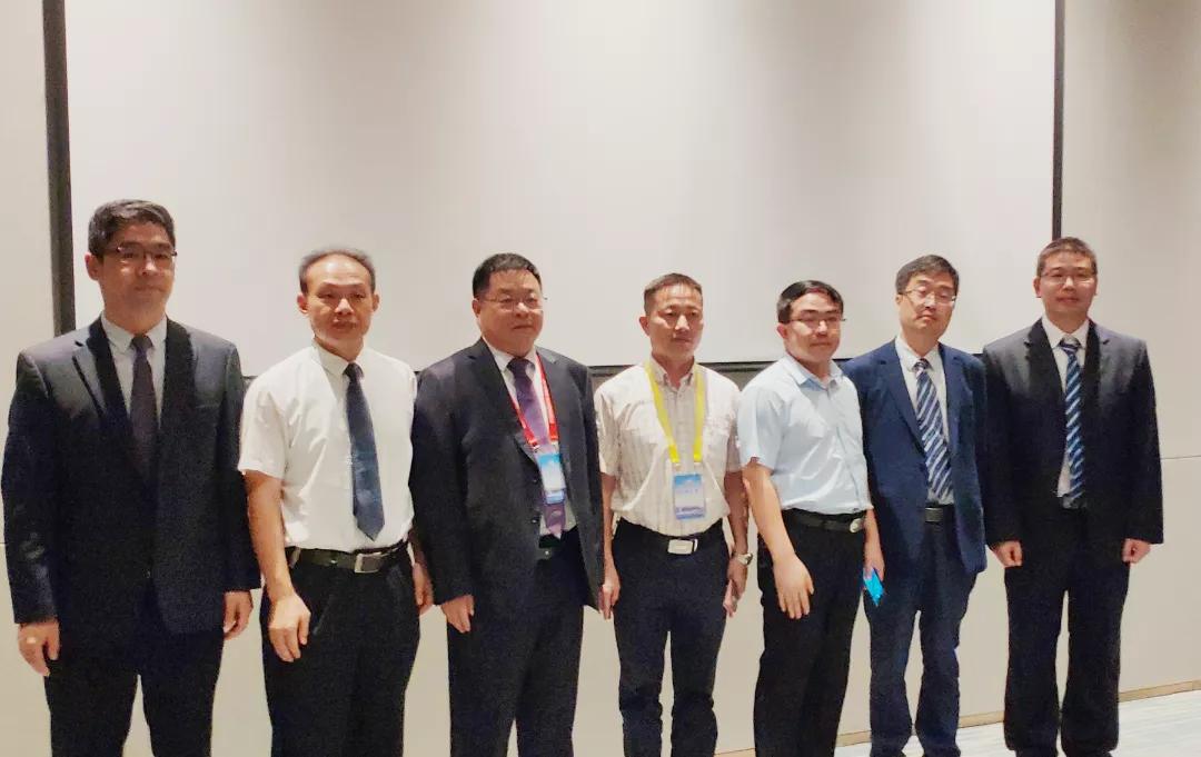 嵩山骨科高峰论坛,骨科十名医护代表参与学术大会