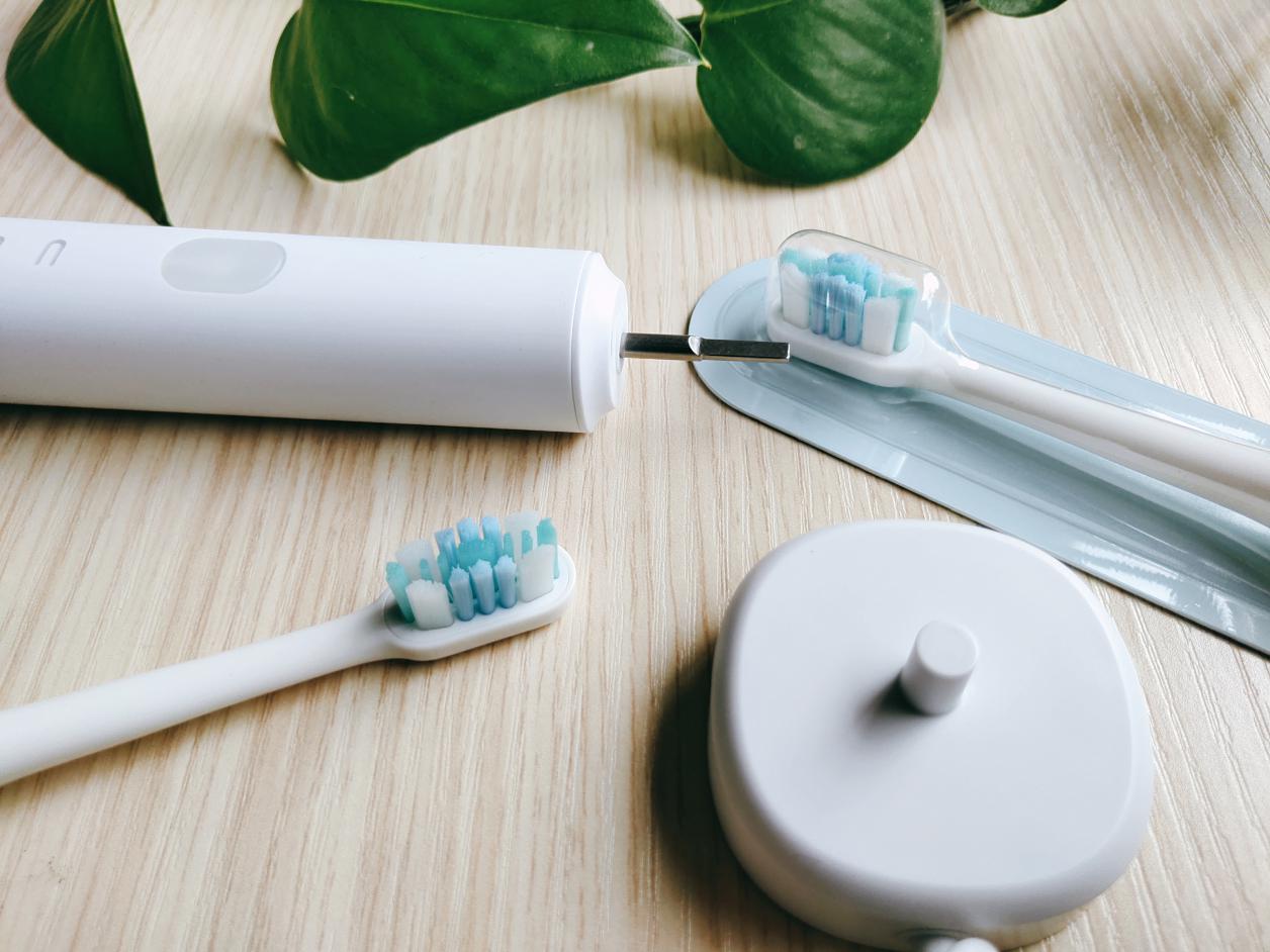 懒人刷牙用什么电动牙刷比较好,刷牙无死角的电动牙刷