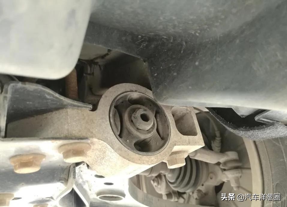 车子保养除了换机油还要注意哪些,汽车换油保养自己动手